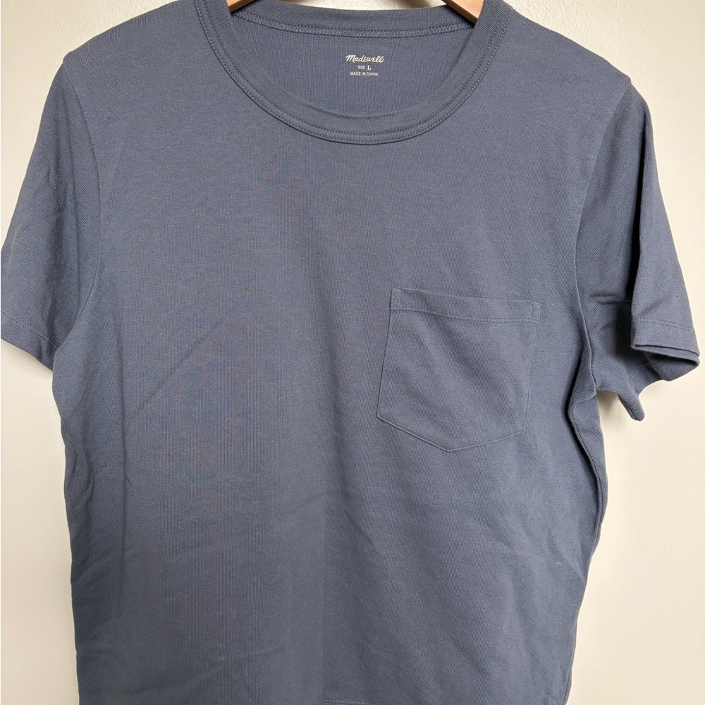 Madewell Men’s Short-Sleeve Pocket Tee — Dusty Blue